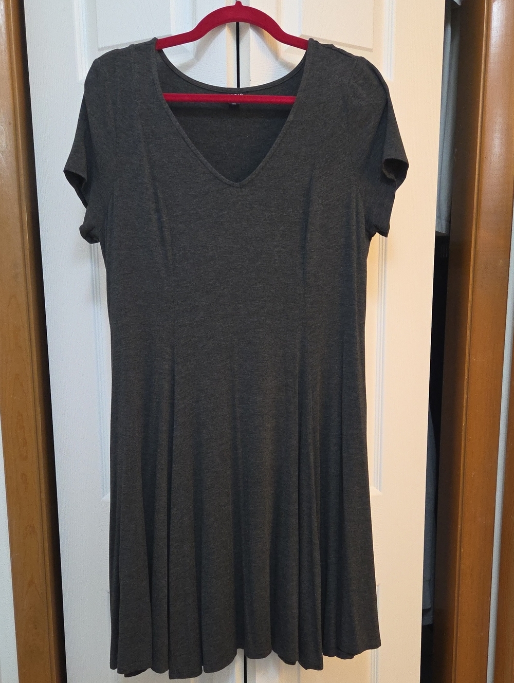 NWOT Torrid Charcoal Dress 00